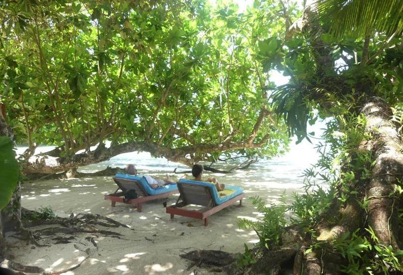 پانسیون La Case