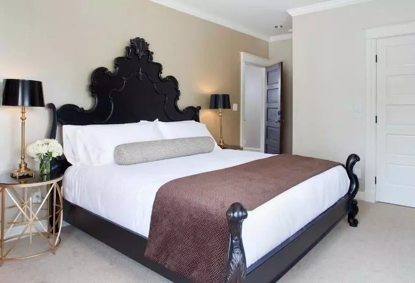 Hotelli Edwards House