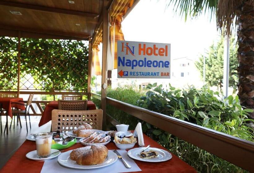 酒店 Napoleone