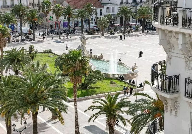 Okko Hotels Toulon Centre