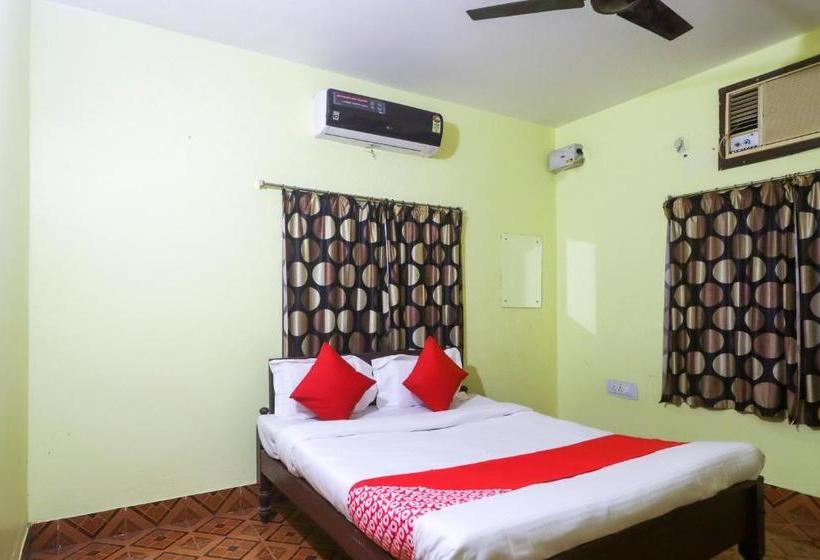 هتل Oyo 61796 Shanti Bhavan