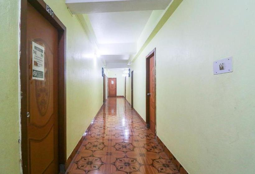 هتل Oyo 61796 Shanti Bhavan