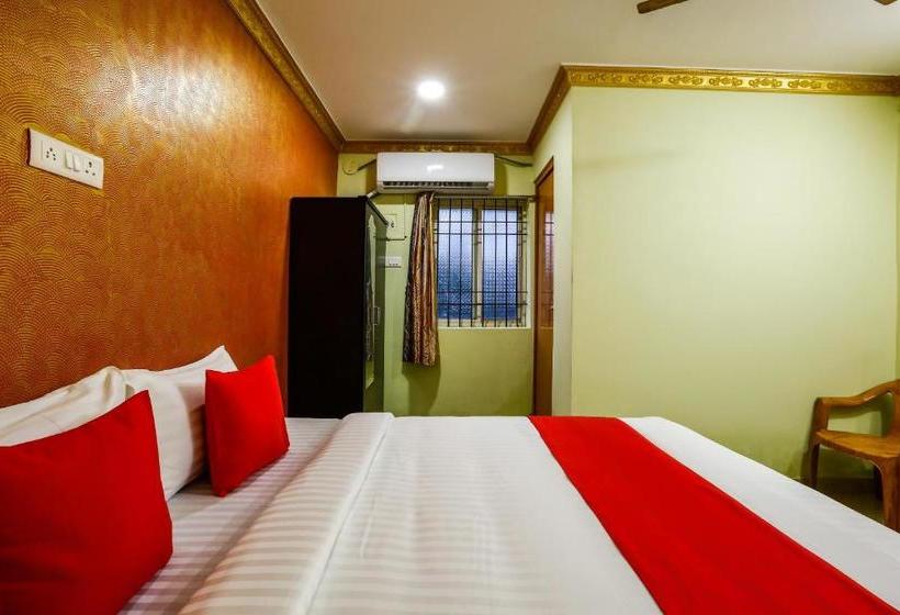 Hotelli Oyo 62405 Ken Residency