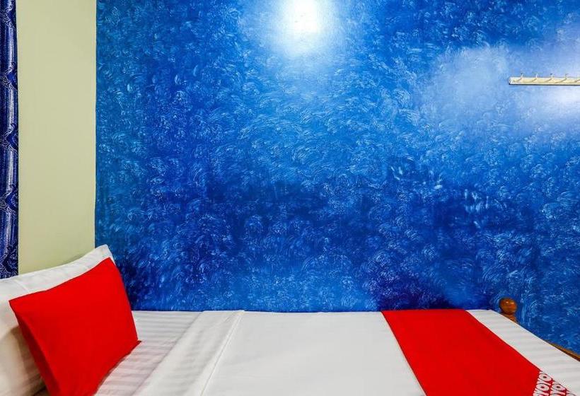 Hotelli Oyo 62405 Ken Residency