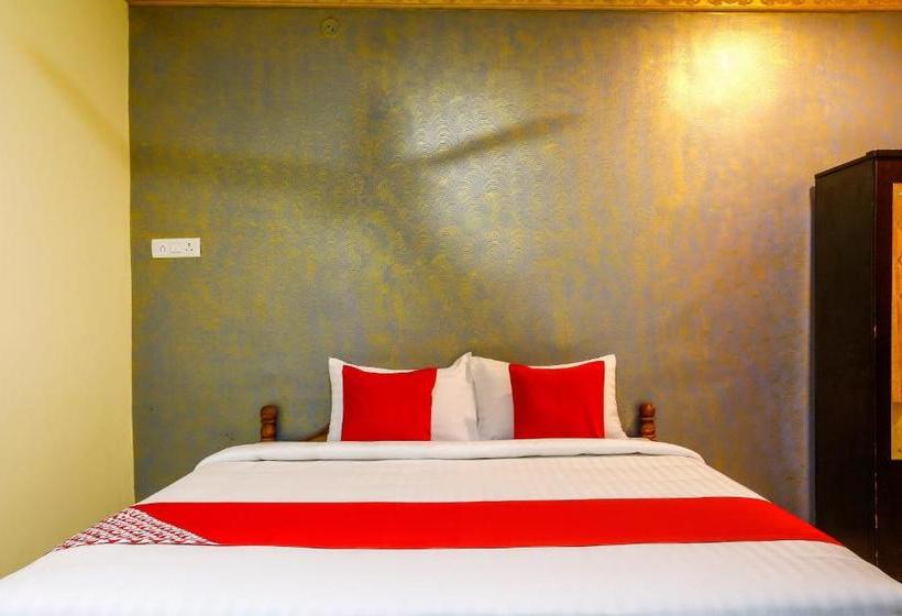 Hotelli Oyo 62405 Ken Residency