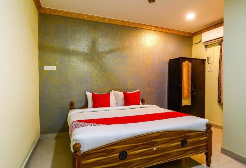 Hotelli Oyo 62405 Ken Residency