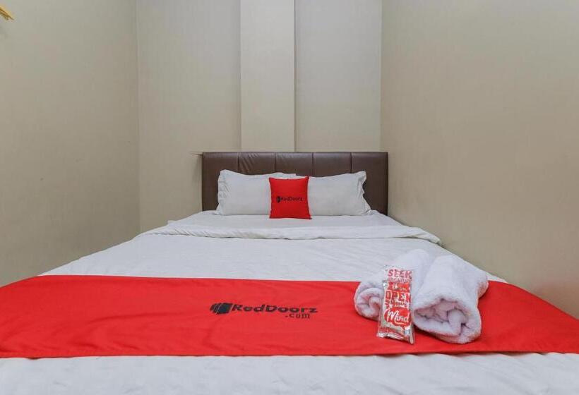 בית מלון כפרי Reddoorz Near Bg Junction Surabaya