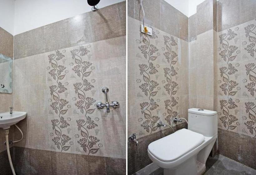 ホテル Spot On 41585 Green Pine