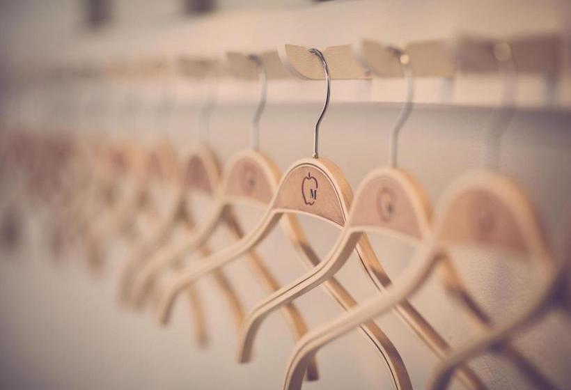 Hotell Spot On 63682 Tharun Guest House