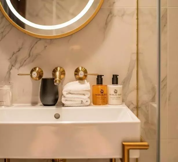 The Guardsman   Preferred Hotels And Resorts