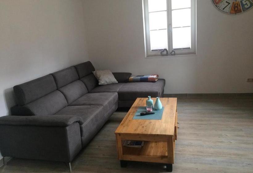 بنسيون Ferienwohnung Ingrid Fröhlich