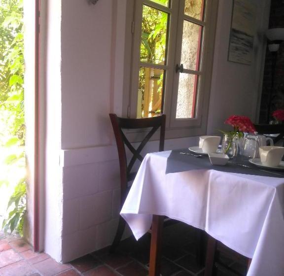 مبيت وإفطار Les Chambres D Hôtes Le Val D Honfleur