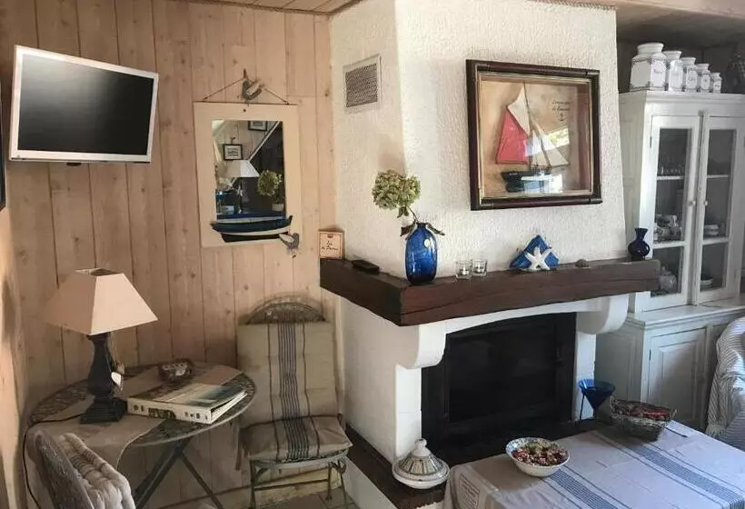 ベッドアンドブレックファースト Les Chambres D Hôtes Le Val D Honfleur