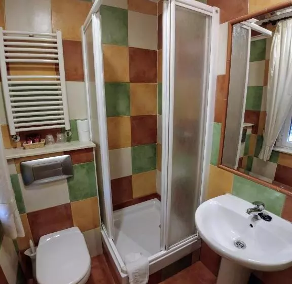 Hostal Prada Borges
