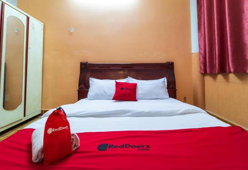 هتل Reddoorz Near Ten Lua