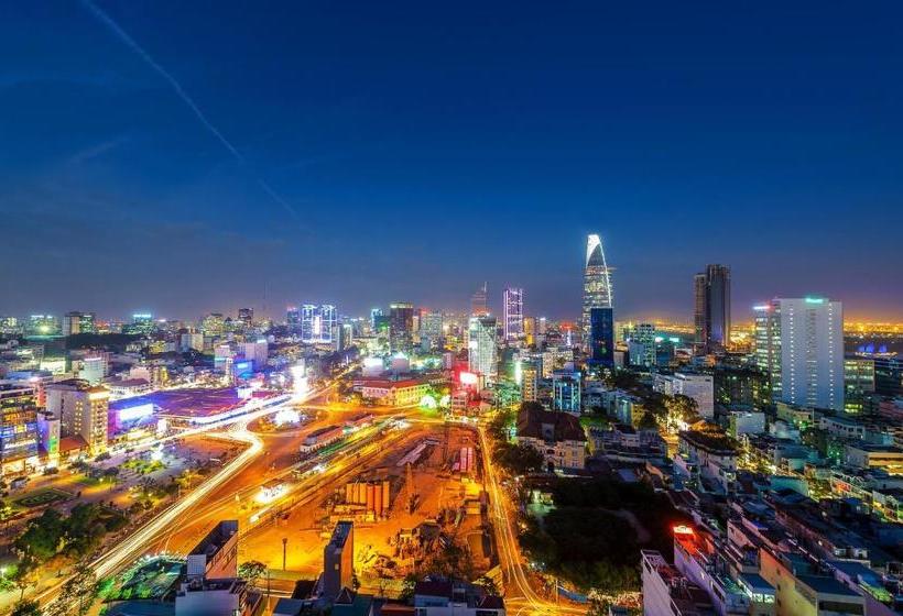 هتل Reddoorz Near Ten Lua