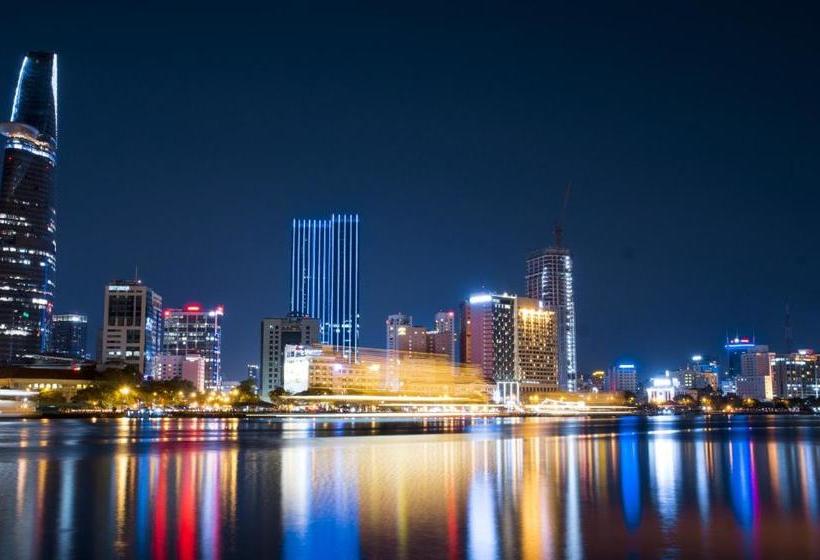 هتل Reddoorz Near Ten Lua