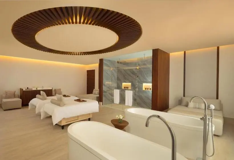 Secrets Mirabel Cancún Resort & Spa