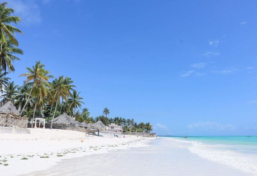 פנסיון Yellow Card Apartment & Bungalow