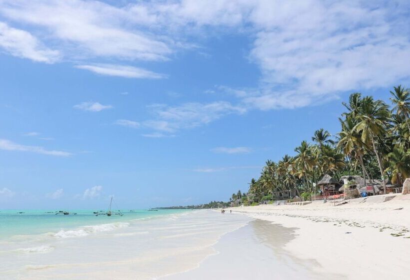 פנסיון Yellow Card Apartment & Bungalow