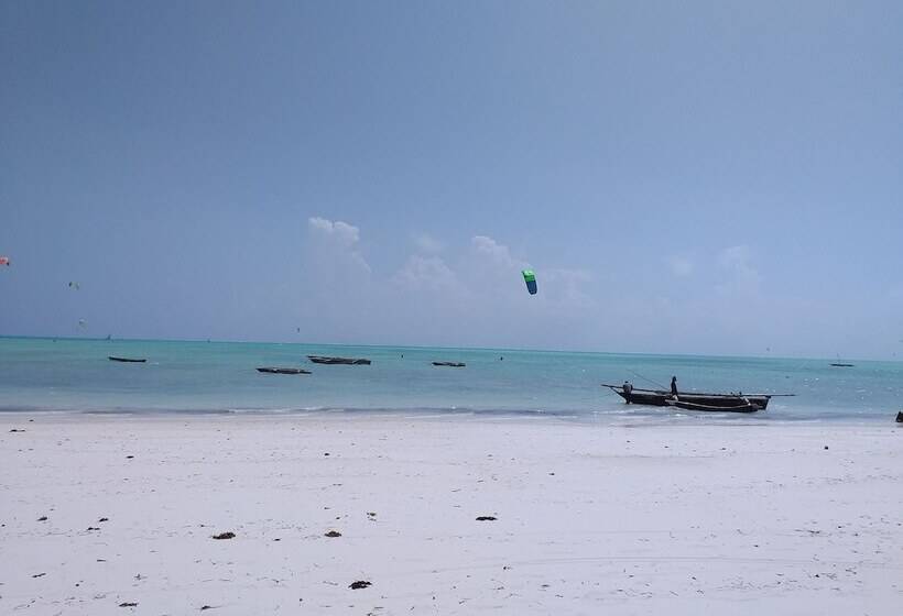 פנסיון Yellow Card Apartment & Bungalow