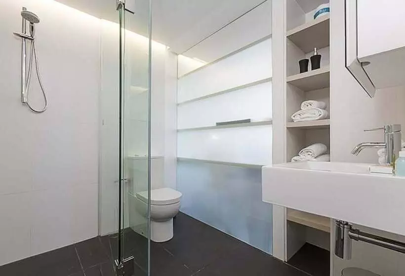 Accommodate Canberra   Nishi