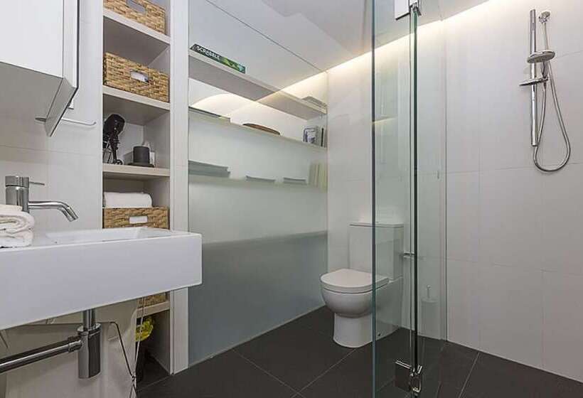 Accommodate Canberra   Nishi