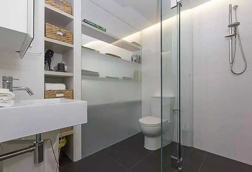 Accommodate Canberra   Nishi