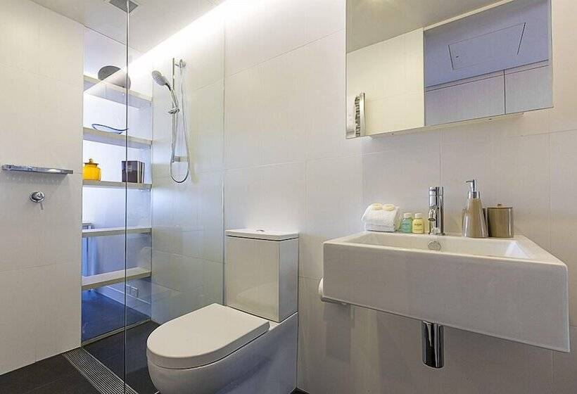 Accommodate Canberra   Nishi