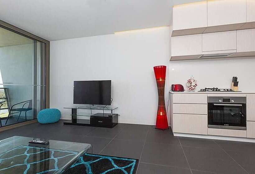 Accommodate Canberra   Nishi