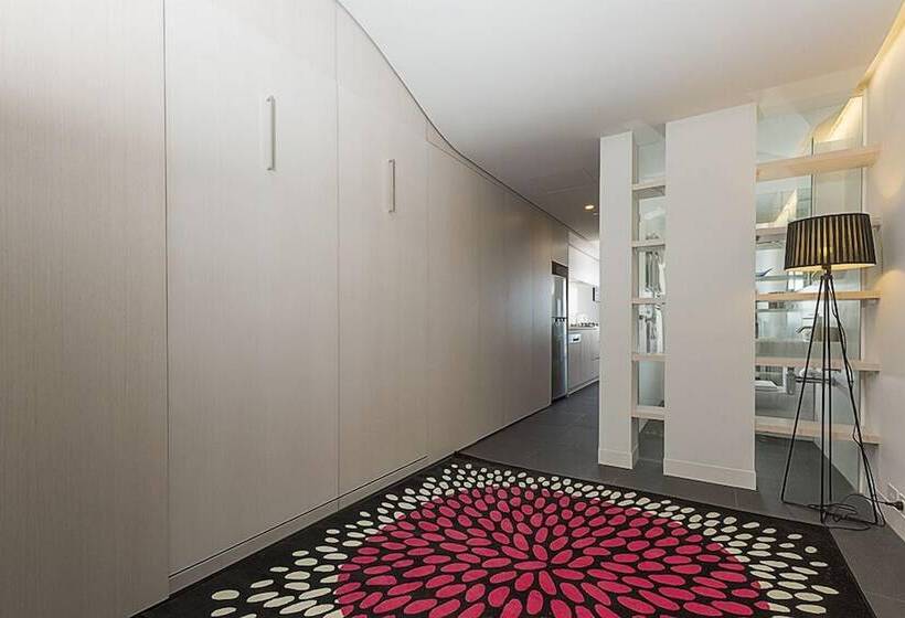 Accommodate Canberra   Nishi