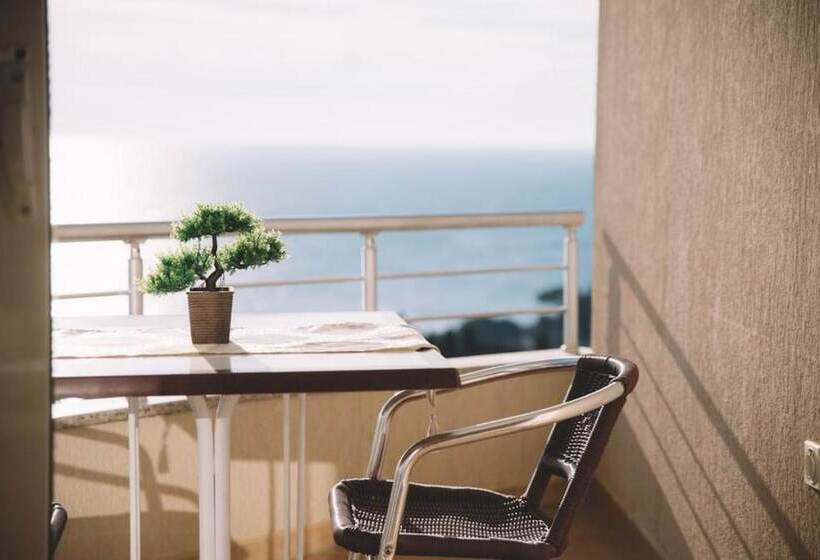 پانسیون Panorama Apartments & Rooms