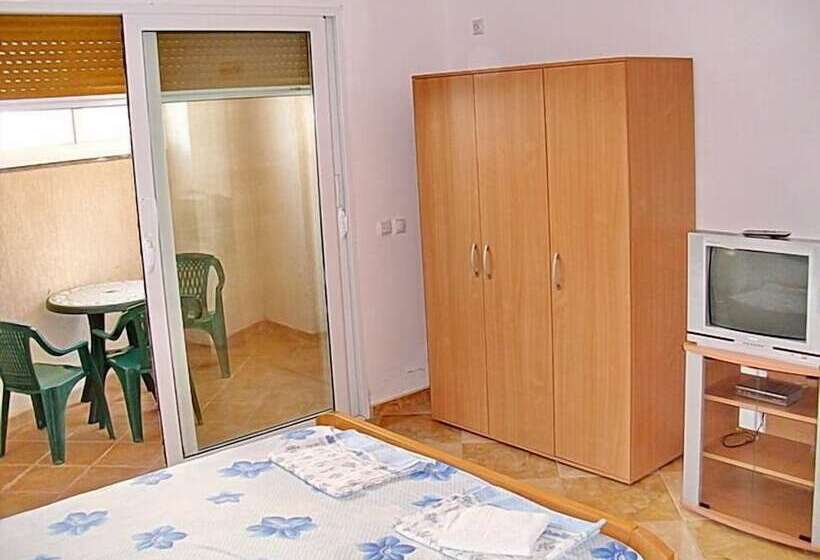 پانسیون Panorama Apartments & Rooms