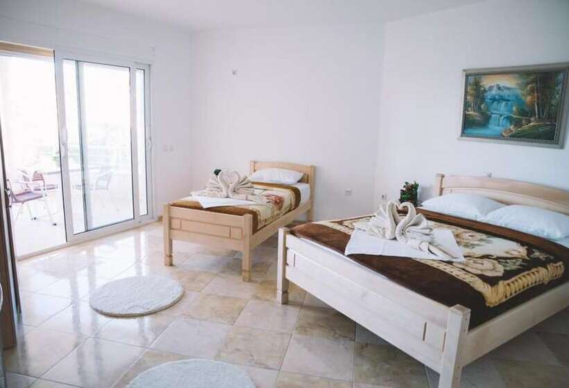 پانسیون Panorama Apartments & Rooms