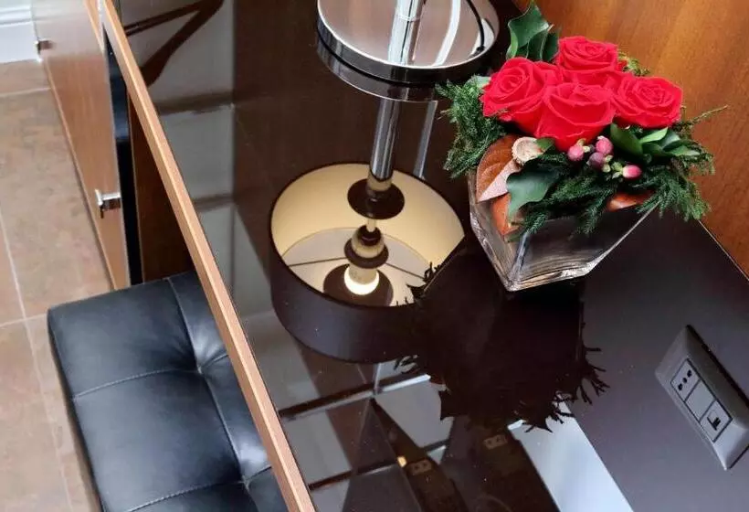 تختخواب و صبحانه Piazza Venezia Grand Suite