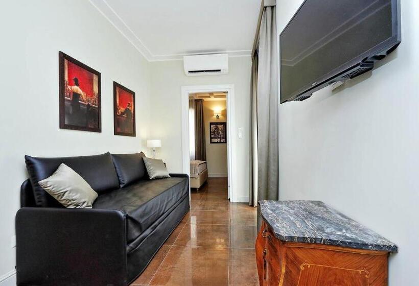 تختخواب و صبحانه Piazza Venezia Grand Suite