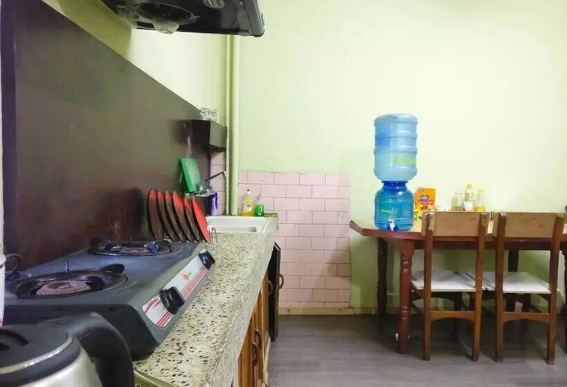 پانسیون Sun Apartment & Guest House
