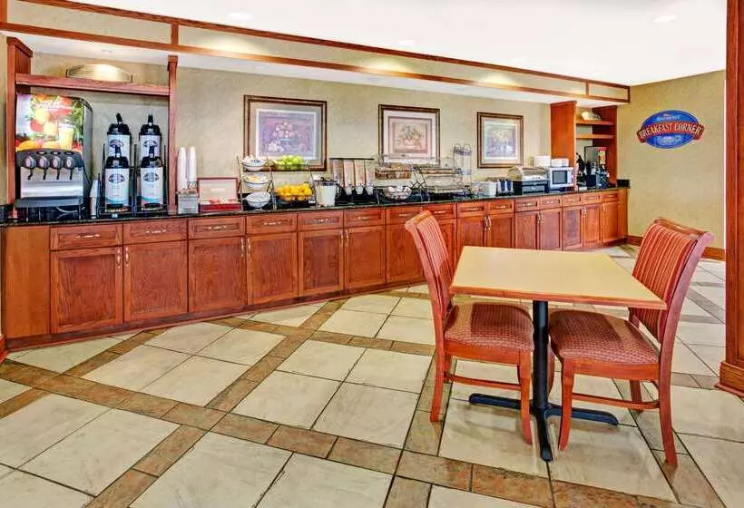 酒店 Baymont By Wyndham Indianapolis West