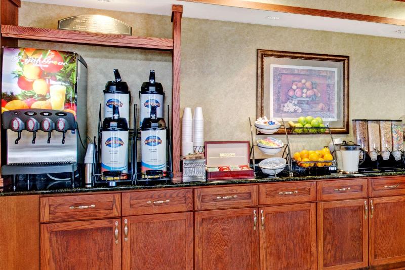 فندق Baymont By Wyndham Indianapolis West