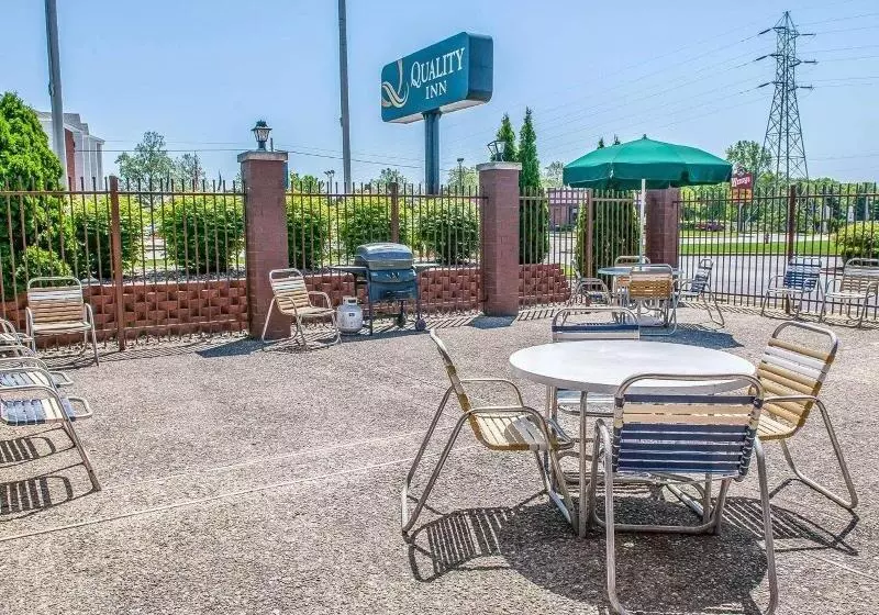 Hotell Baymont By Wyndham South Bend Near Notre Dame