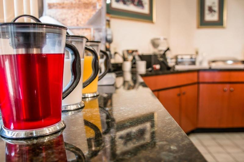 酒店 Days Inn By Wyndham Flint/bishop International Airport