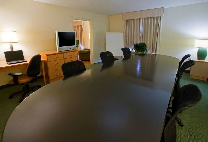 فندق Extended Stay America Suites Dallas Plano Parkway Med Center