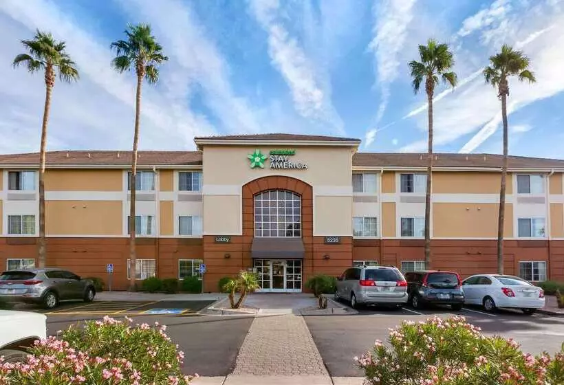בית מלון כפרי Extended Stay America Suites Phoenix Biltmore