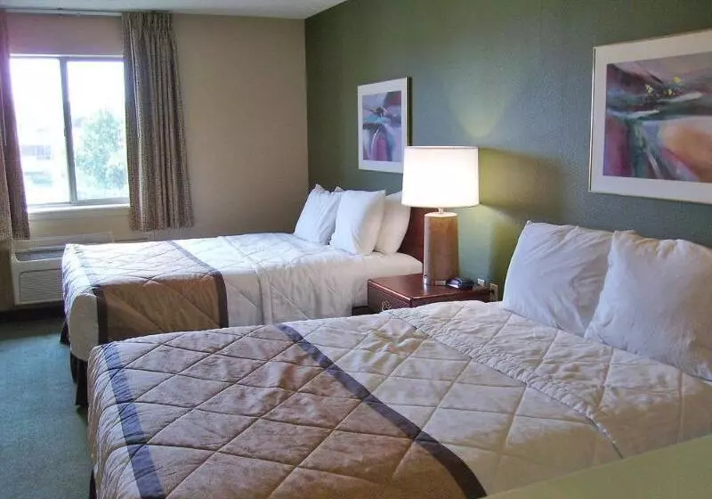 בית מלון כפרי Extended Stay America Suites  Tulsa  Midtown