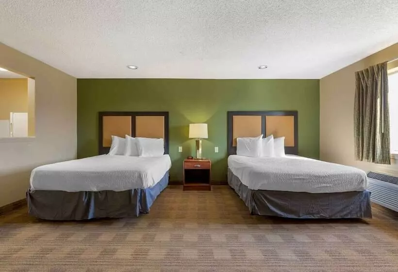 בית מלון כפרי Extended Stay America Suites  Tulsa  Midtown