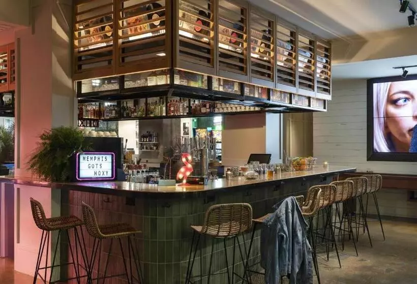 בית מלון כפרי Moxy Memphis Downtown