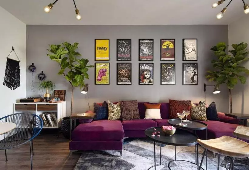 בית מלון כפרי Moxy Memphis Downtown