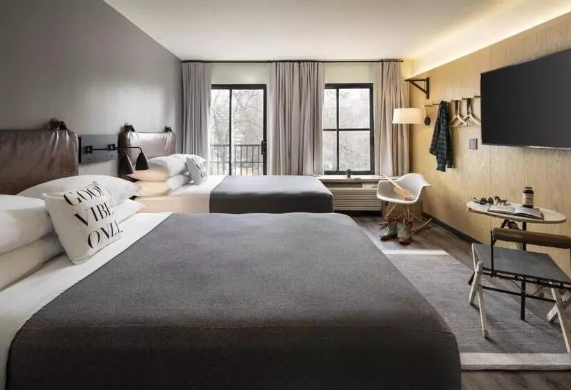 בית מלון כפרי Moxy Memphis Downtown