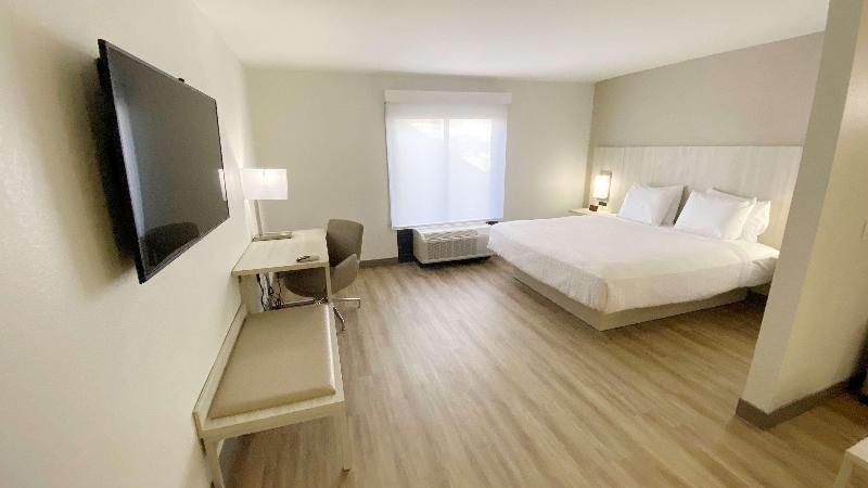 Отель Best Western Plus Sugar Land Stafford