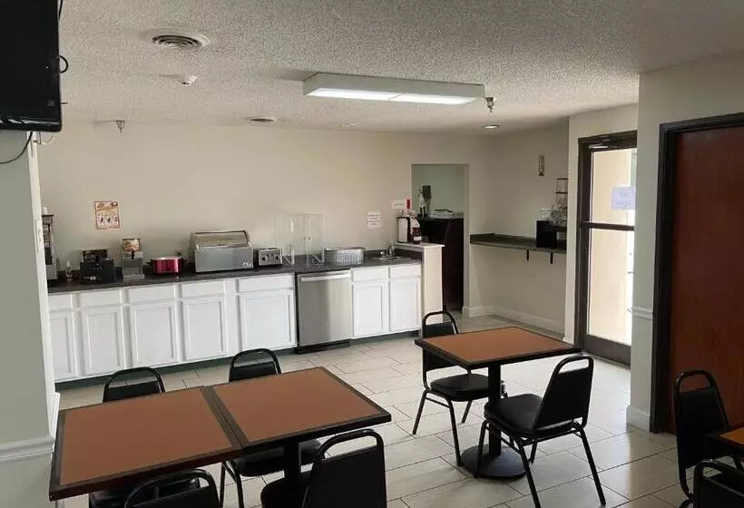 ホテル Red Roof Inn Branson